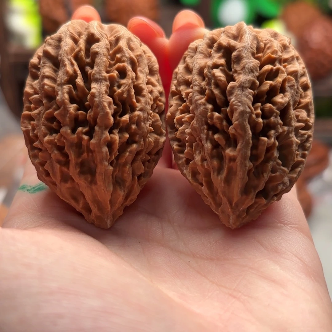 文玩核桃把件小蛙磕102