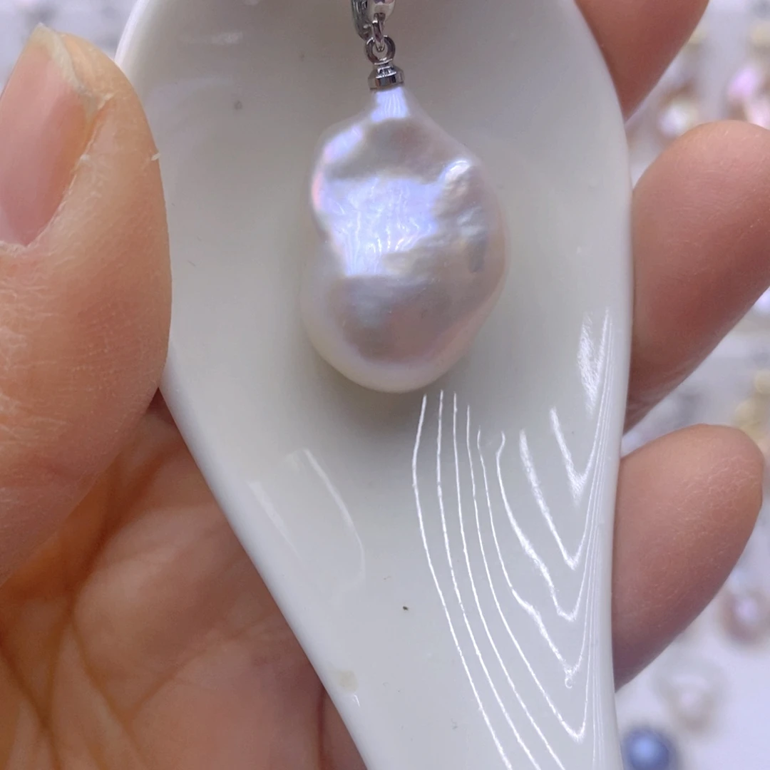 银S925镶嵌淡水珍珠颈饰