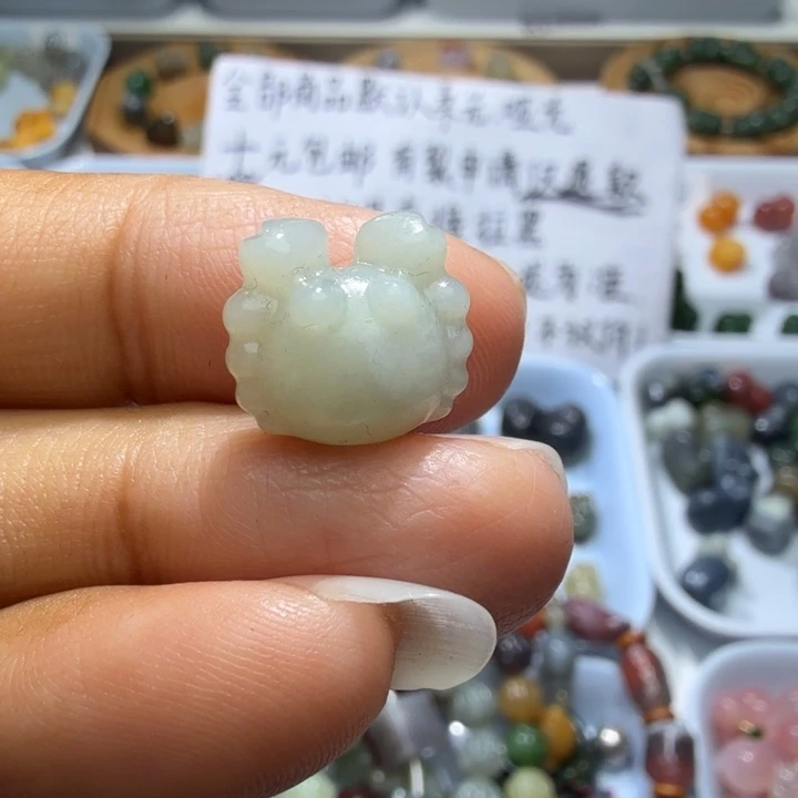 和田玉未镶嵌珠宝奇石