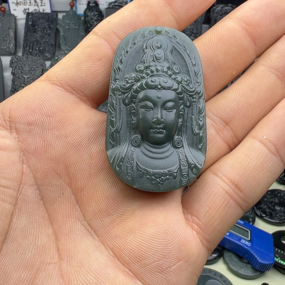 颈饰未镶嵌和田玉