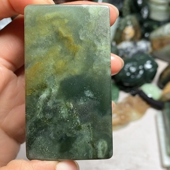 未镶嵌和田玉（糖玉）珠宝半成品