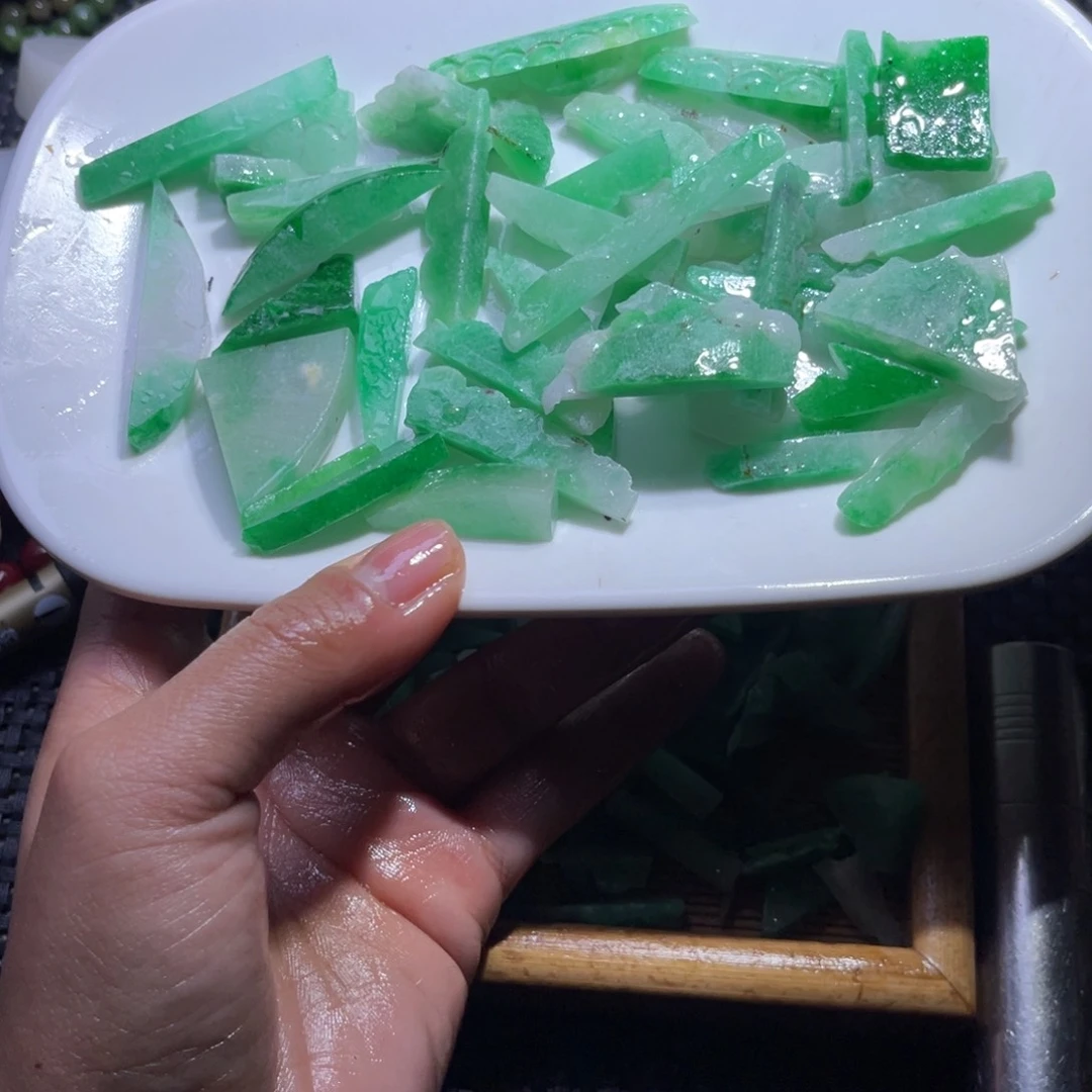 未镶嵌和田玉车挂