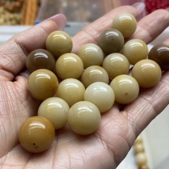 白玉菩提吊坠微瑕15风化圆20颗卡灯牌宠30