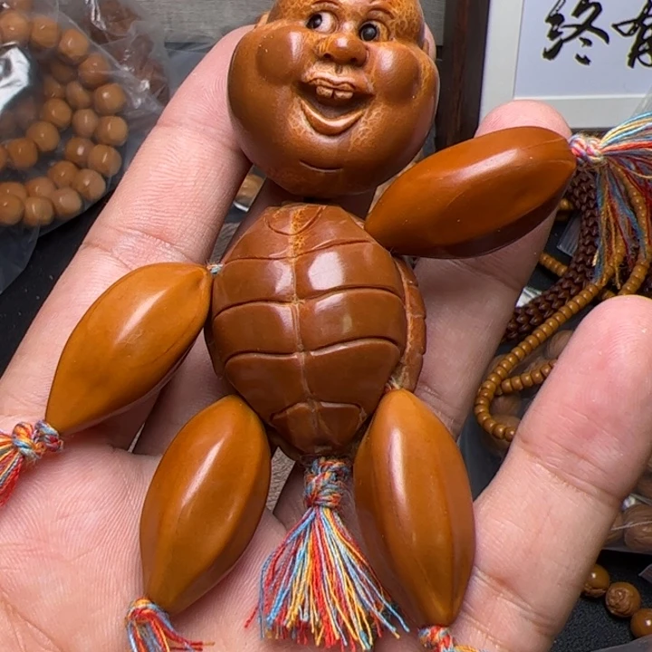 猴头核桃吊坠看看咯