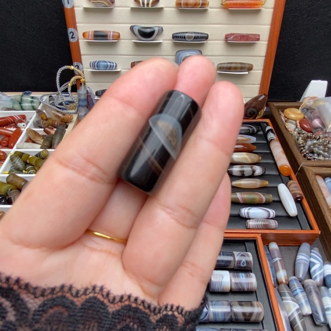 玛瑙/玉髓未镶嵌吊坠