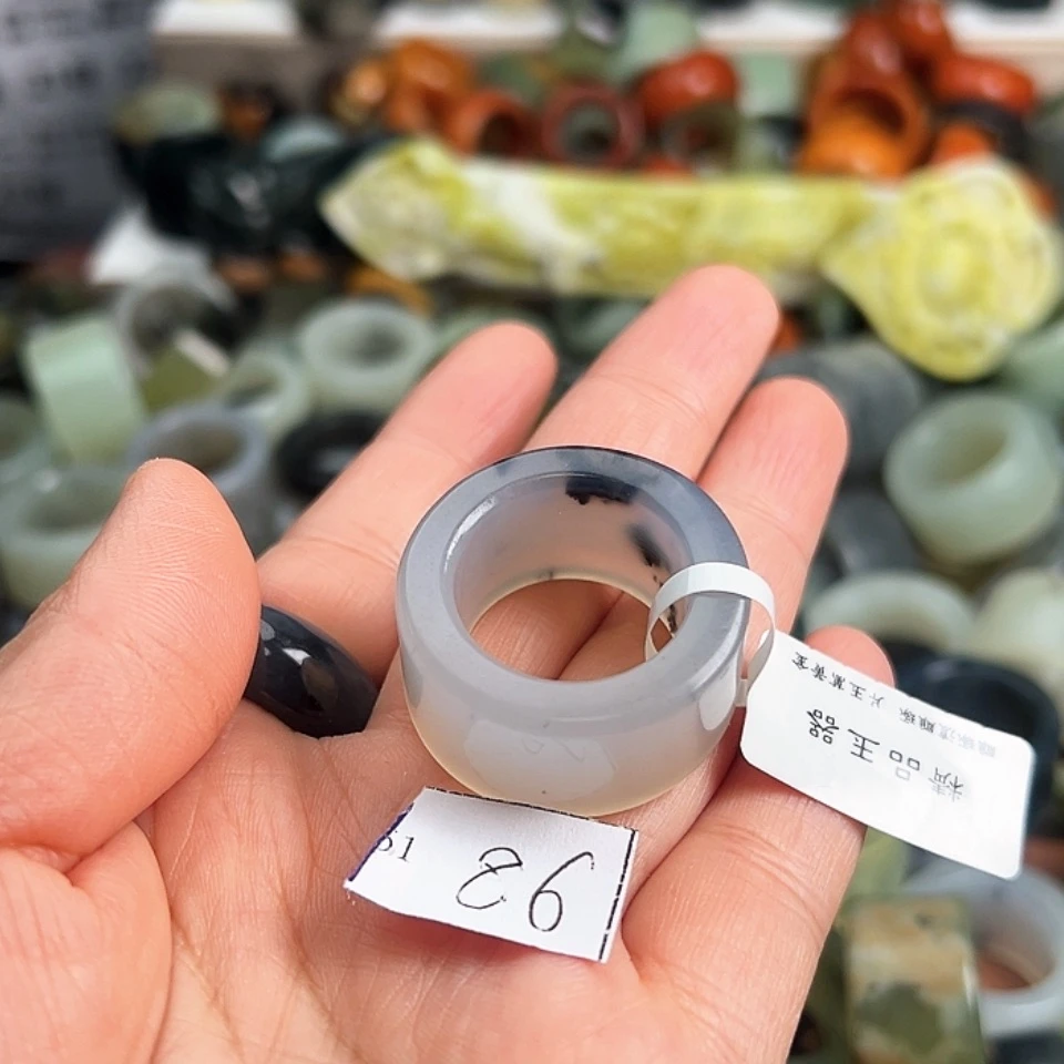 【闪购商品】未镶嵌蛇纹石玉戒指海**清