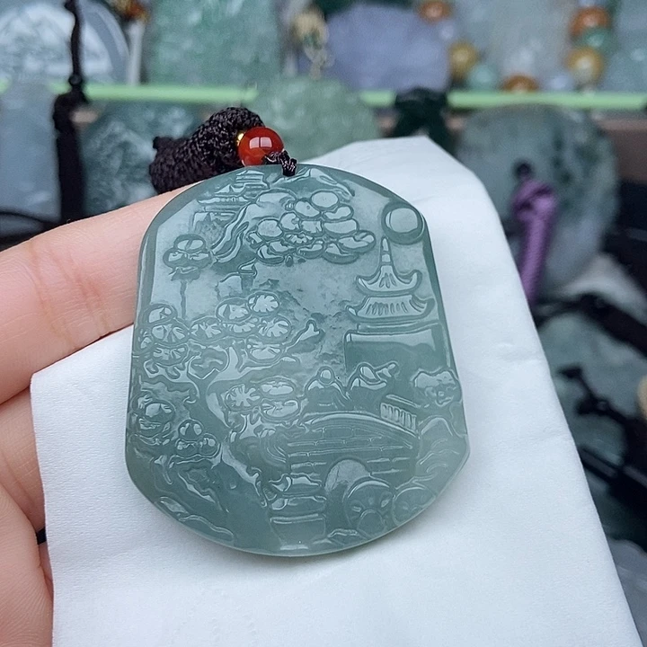 翡翠未镶嵌颈饰翡翠