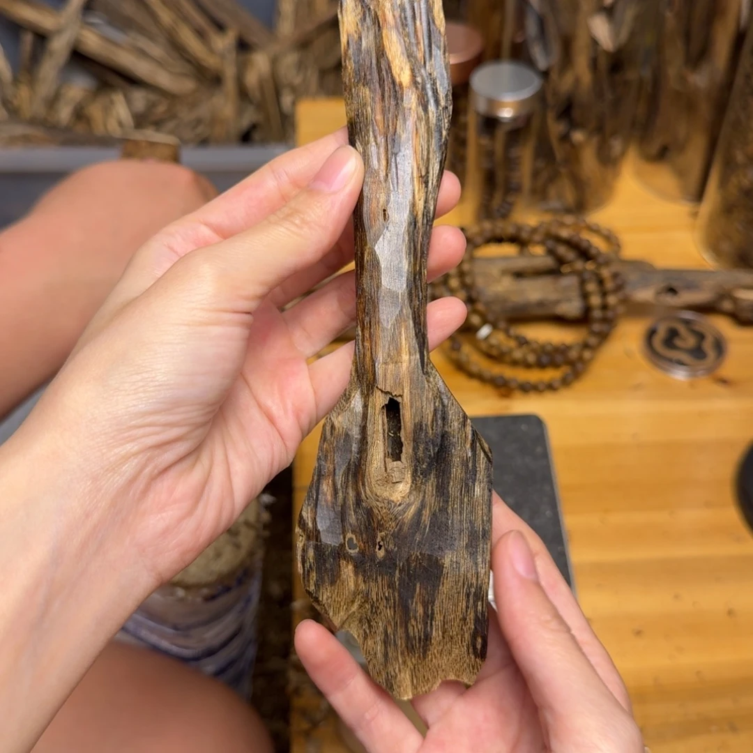 沉香碎屑沉香白棋块料31克