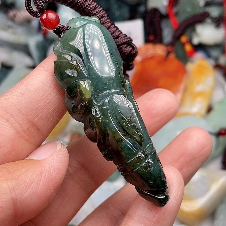 未镶嵌挂件翡翠翡翠