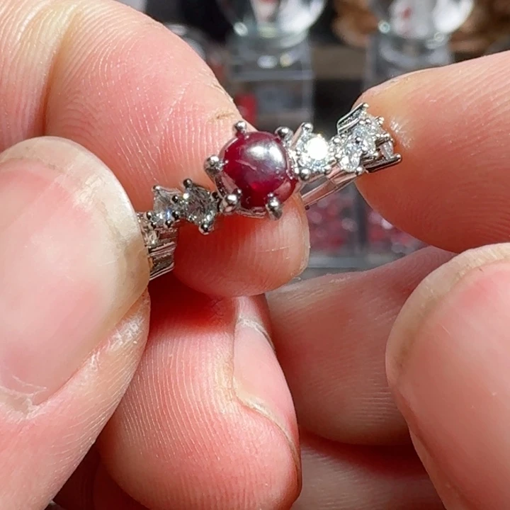 天然辰砂朱砂原，