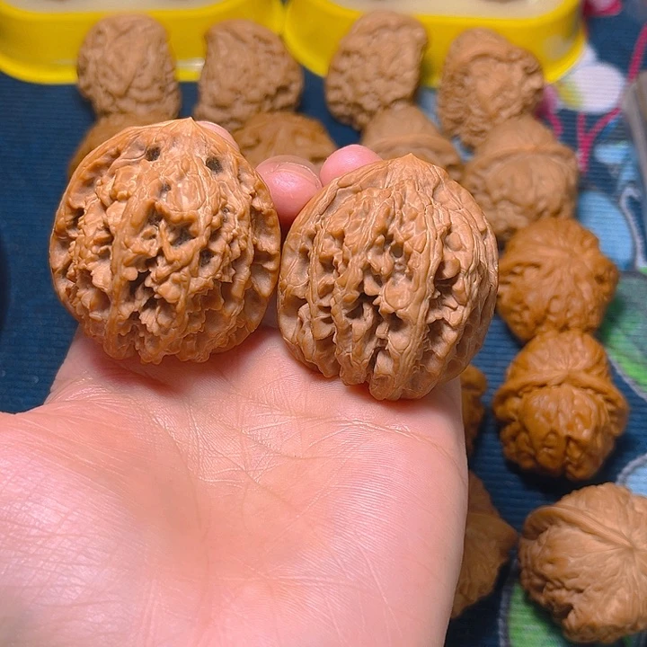 文玩核桃吊坠【****】野生