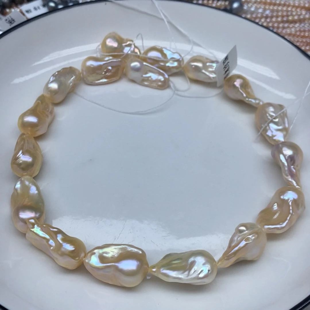 未镶嵌淡水珍珠颈饰