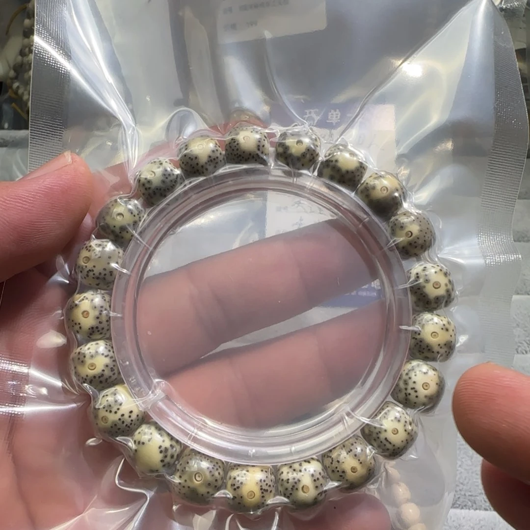 星月菩提手串5圆花牛11