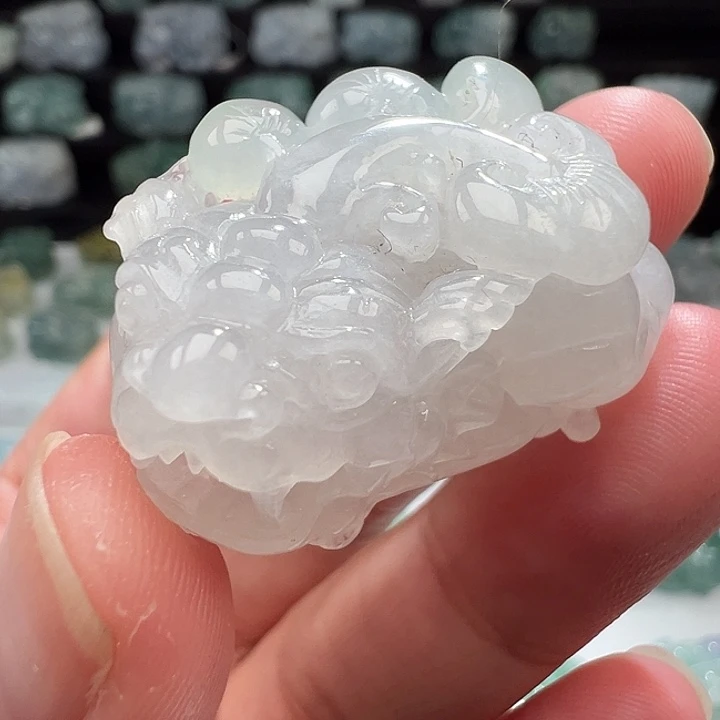 颈饰未镶嵌翡翠貔貅