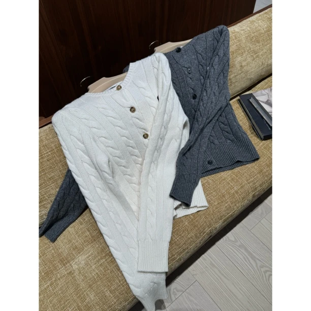 【嘉恩专属】小马开衫