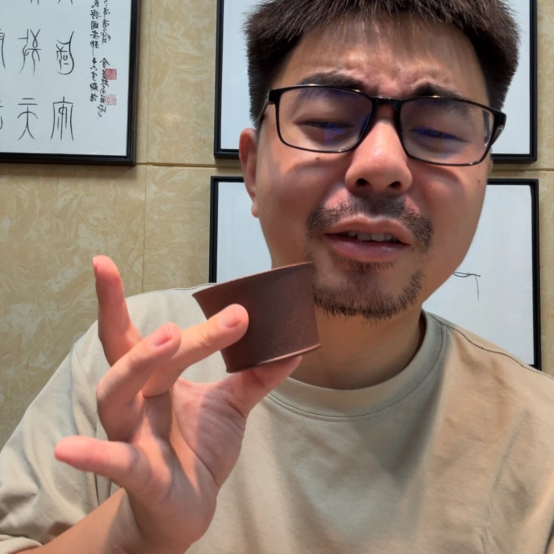 茶壶紫砂四底的杯子