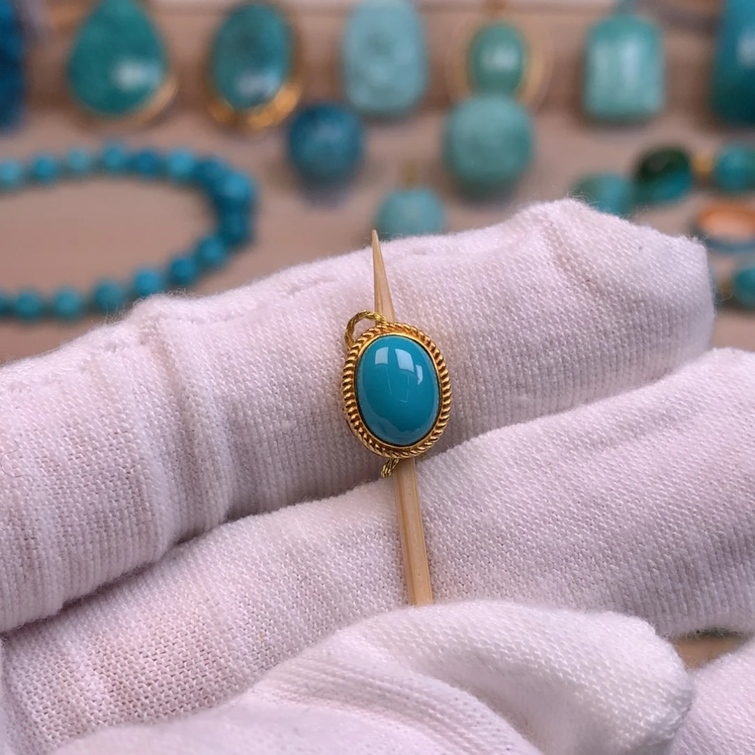 绿松石18K金镶嵌珠宝奇石