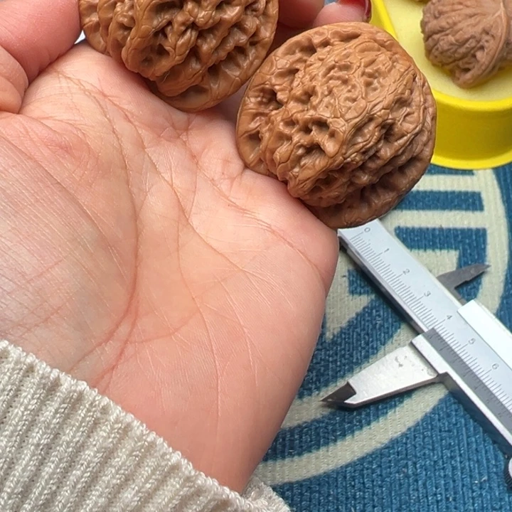 桃核吊坠文玩金公子