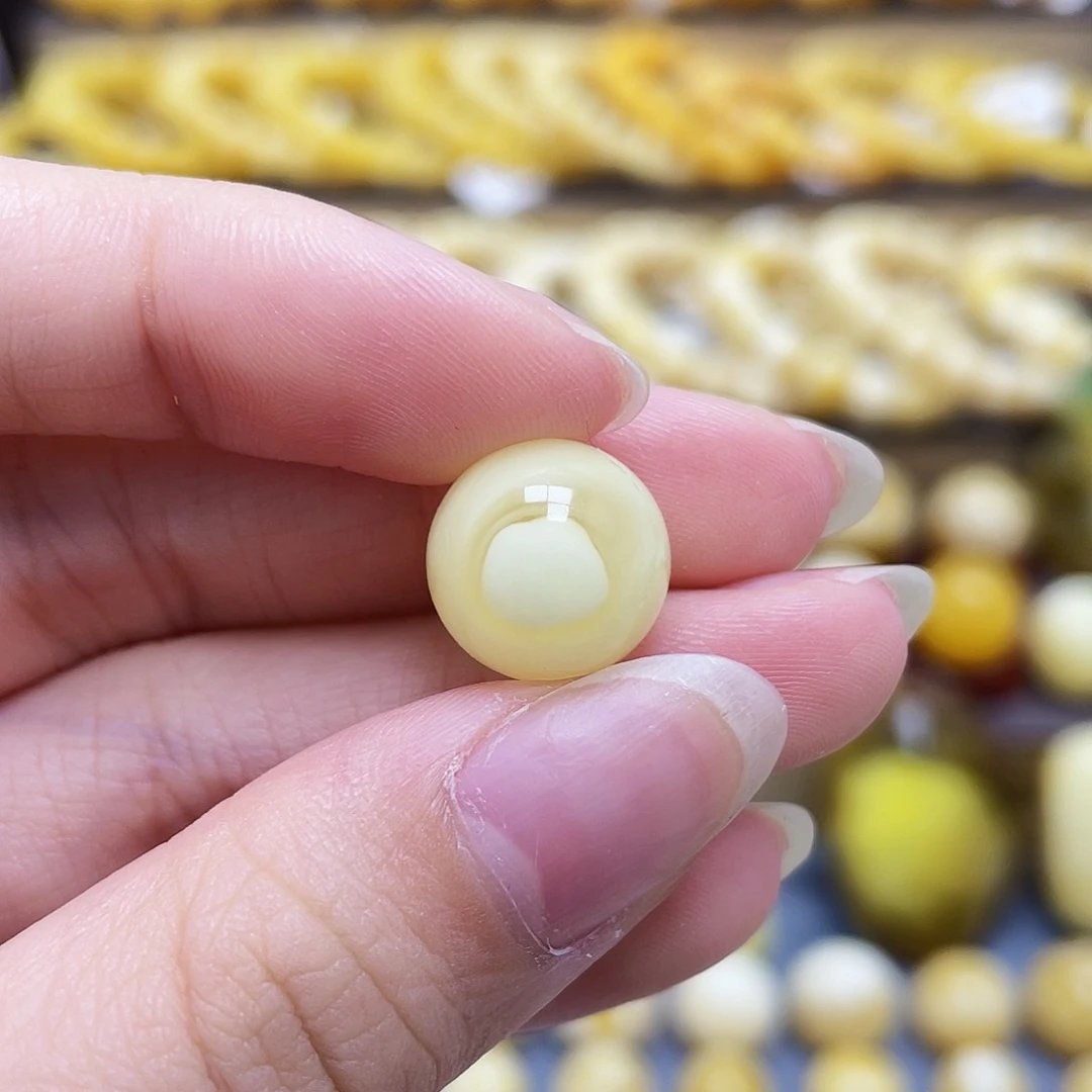 未镶嵌琥珀裸石12.5mm圆珠