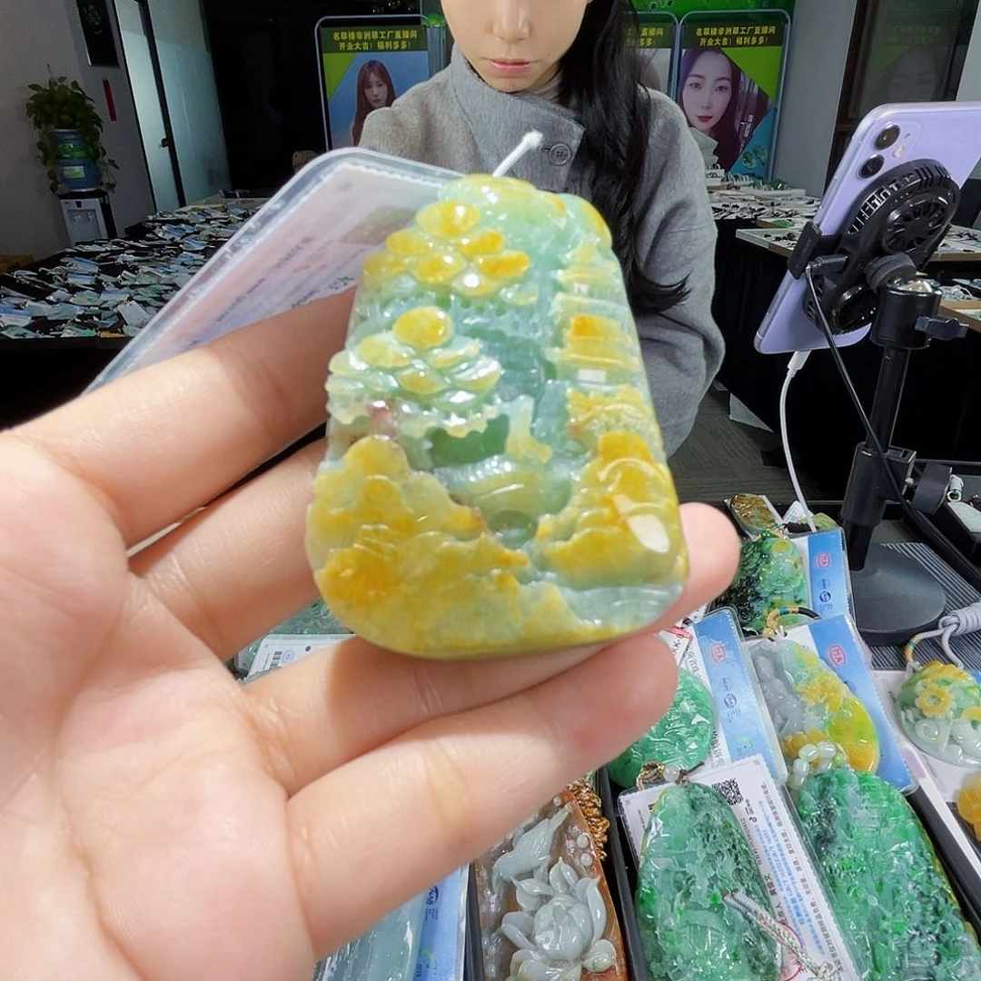 颈饰未镶嵌翡翠一