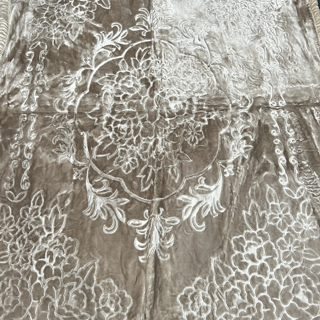 140×200cm 棕色纯色压花 双层盖毯午睡毯多功能卧室欧式加厚
