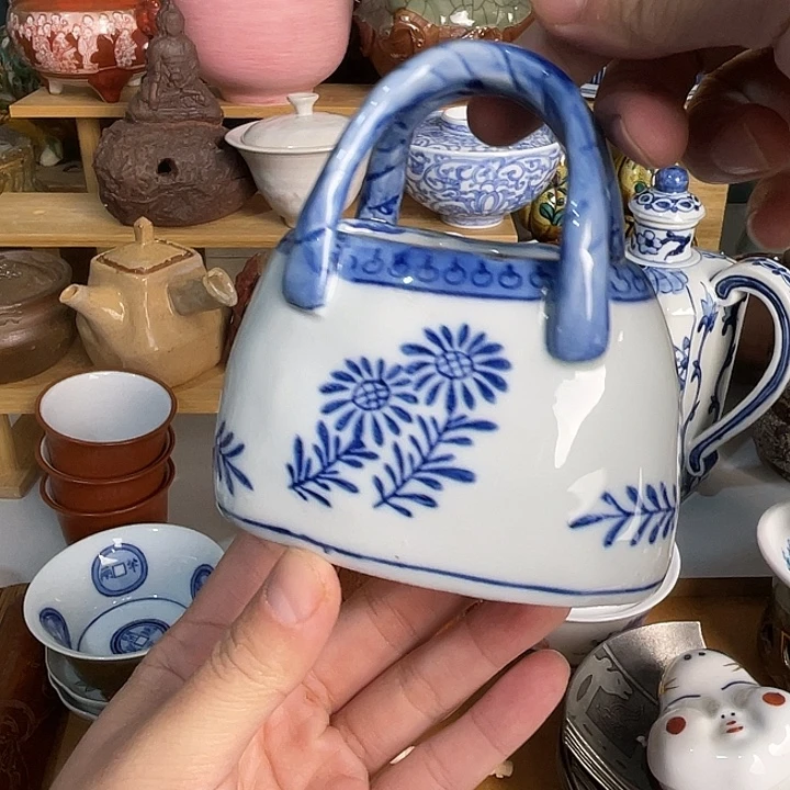 瓷片好看的花器不错的哦