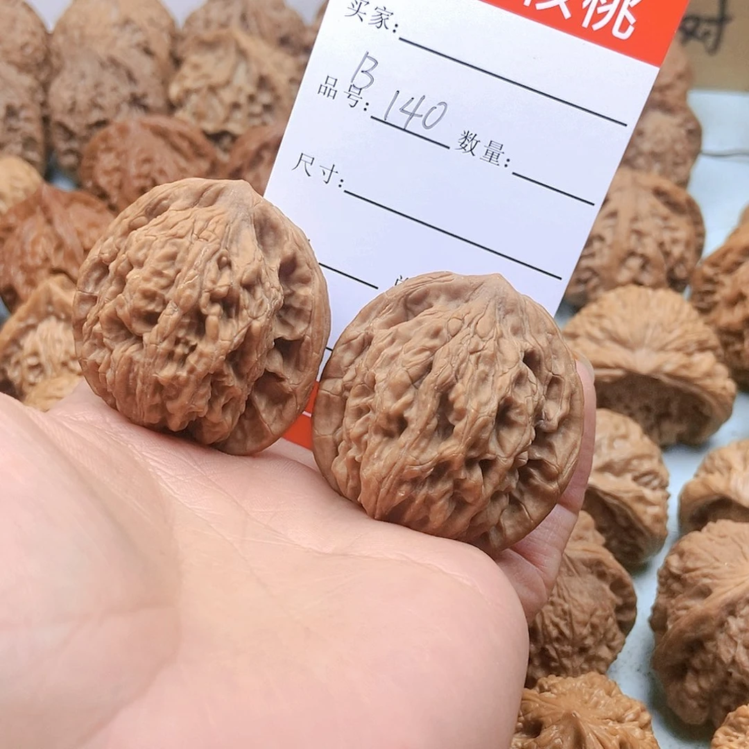 文玩核桃吊坠李*旭140号全品虎头42尺