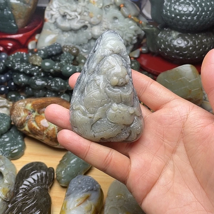 和田玉未镶嵌挂件