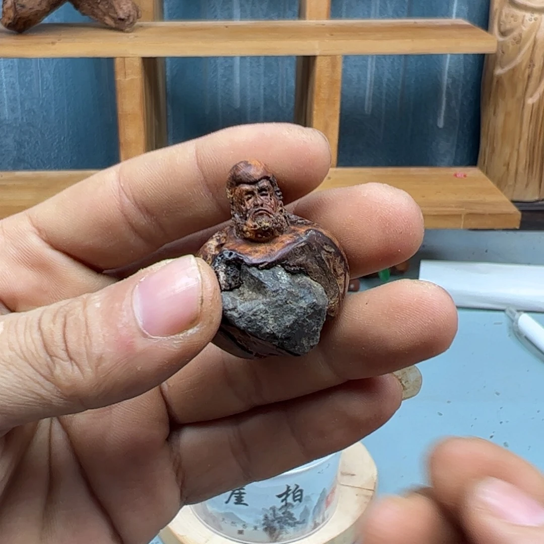 岚***业木崖柏木摆件手把件