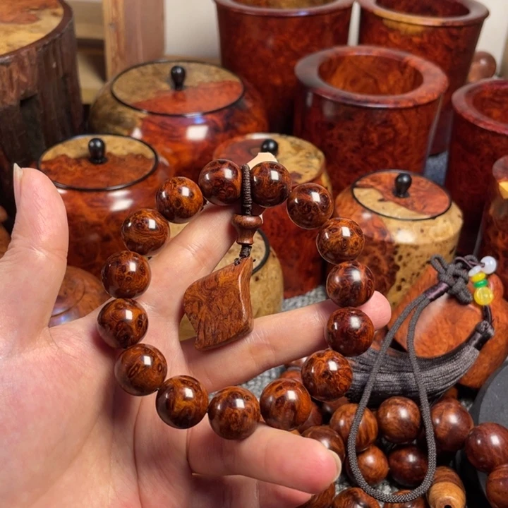 A***e大果紫檀（缅甸花梨）