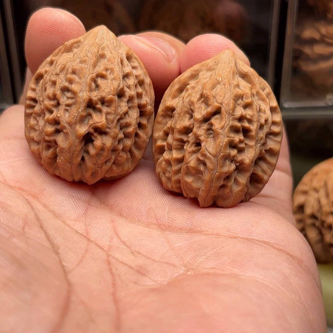 把件文玩核桃石鸡