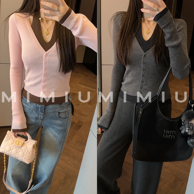 【mimius】U 气质修身撞色假两件V领针织上衣 WG10015