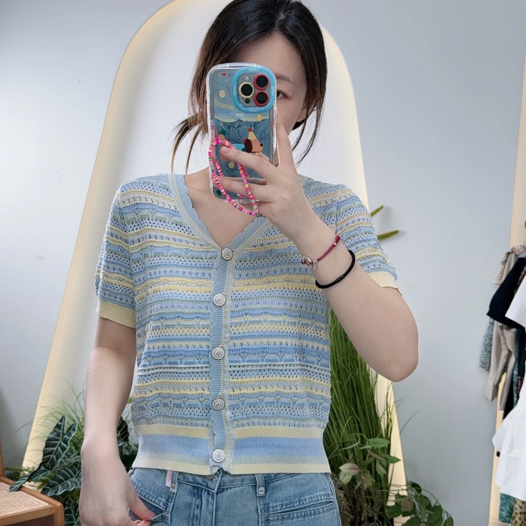 夏季新款凉感冰丝多巴胺条纹针织短袖开衫上衣