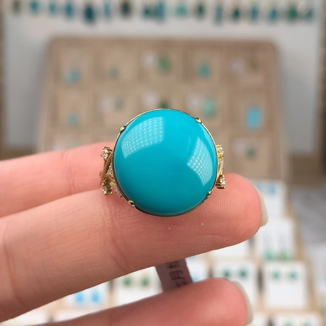 绿松石18K金镶嵌戒指