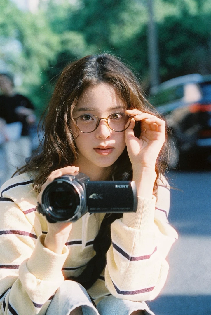 仅6g超轻焦糖棕色小框近视眼镜女可配度数素颜显白小脸防蓝光眼镜