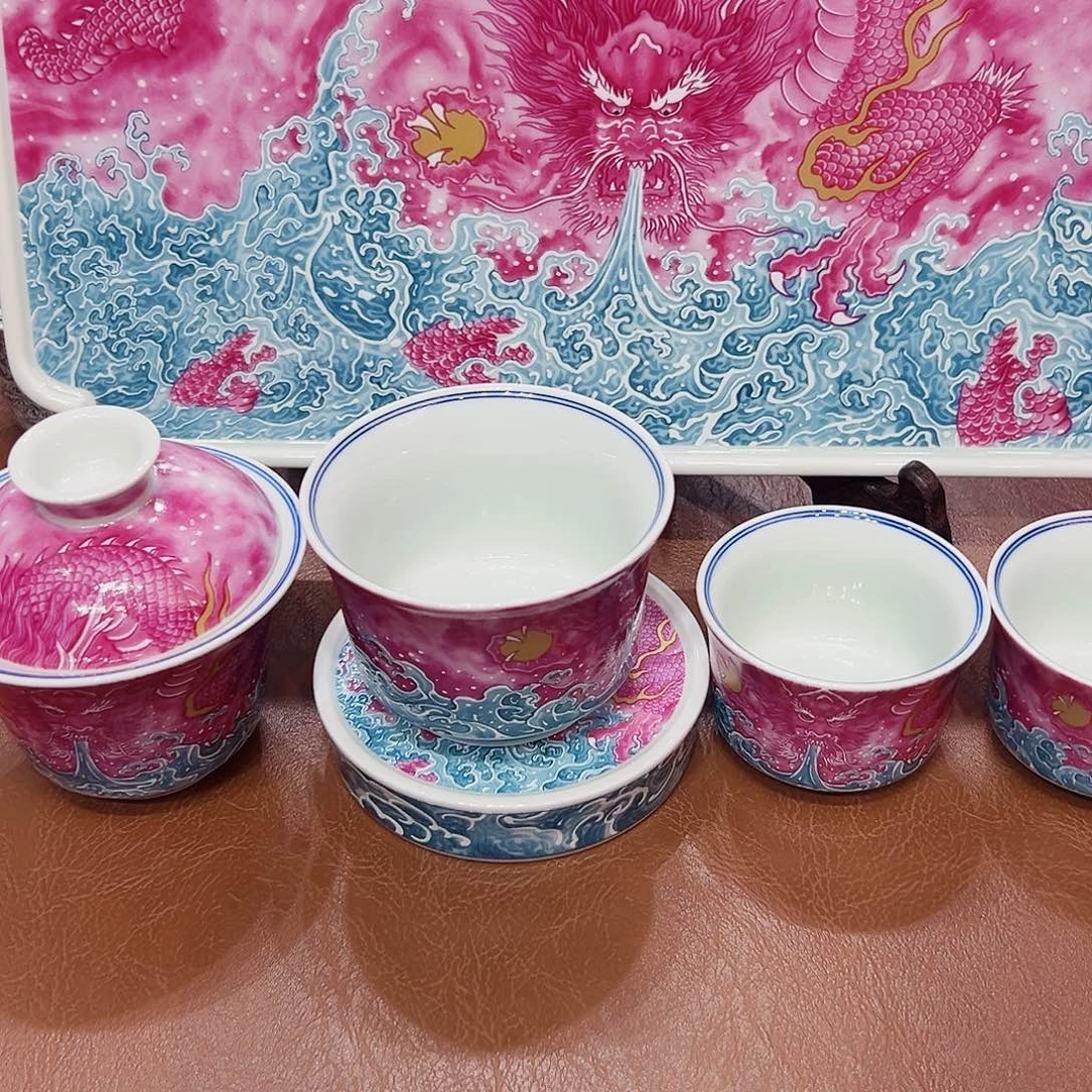 摆件景德镇陶瓷艺术展演区艺术展