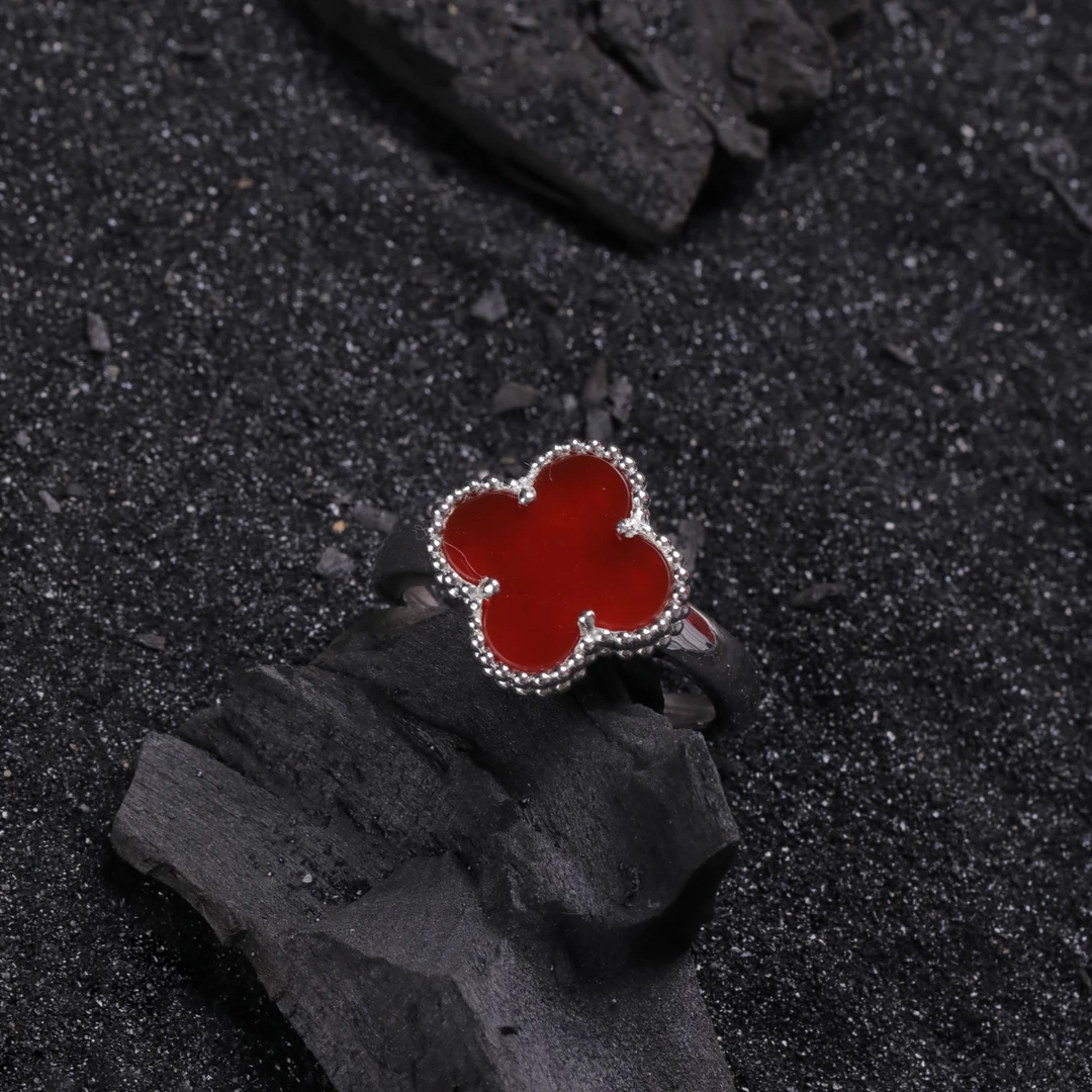 925银戒指 J12941 红色四叶草开口戒指