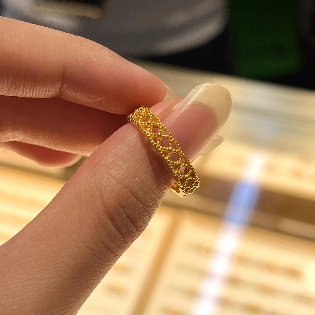 钛钢戒指 不掉色有钱花镂空蕾丝戒指小众高级感5G素圈指环百搭