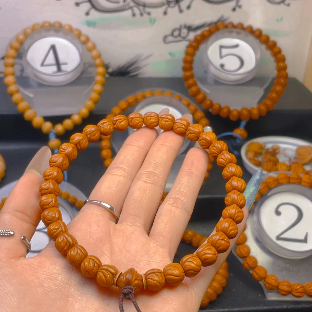 尚***)桃核吊坠0.999999955555555