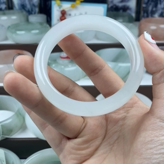 石英质玉（金丝玉）未镶嵌手镯