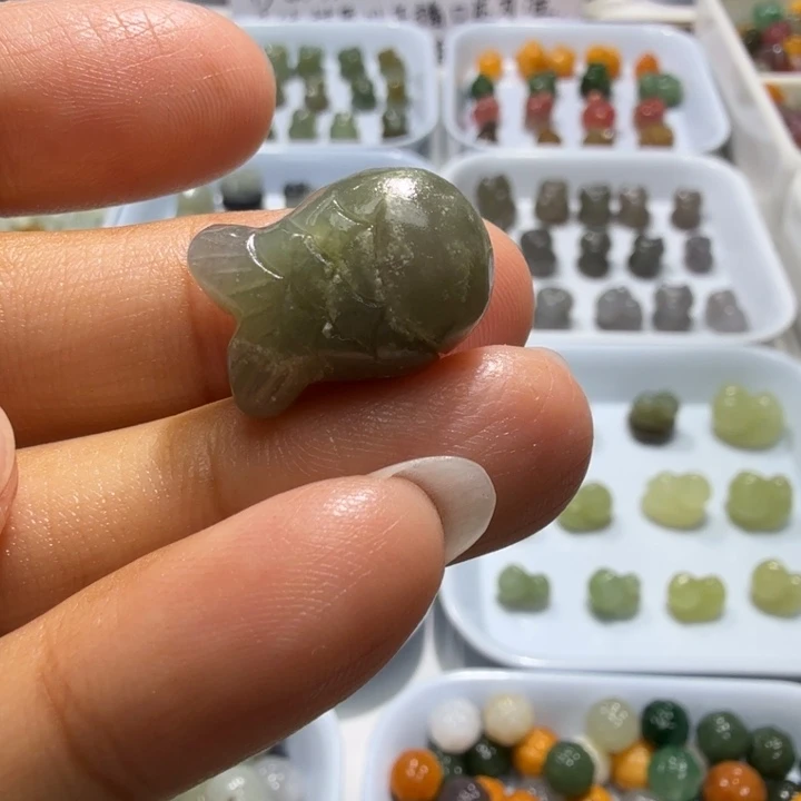 未镶嵌和田玉珠宝半成品