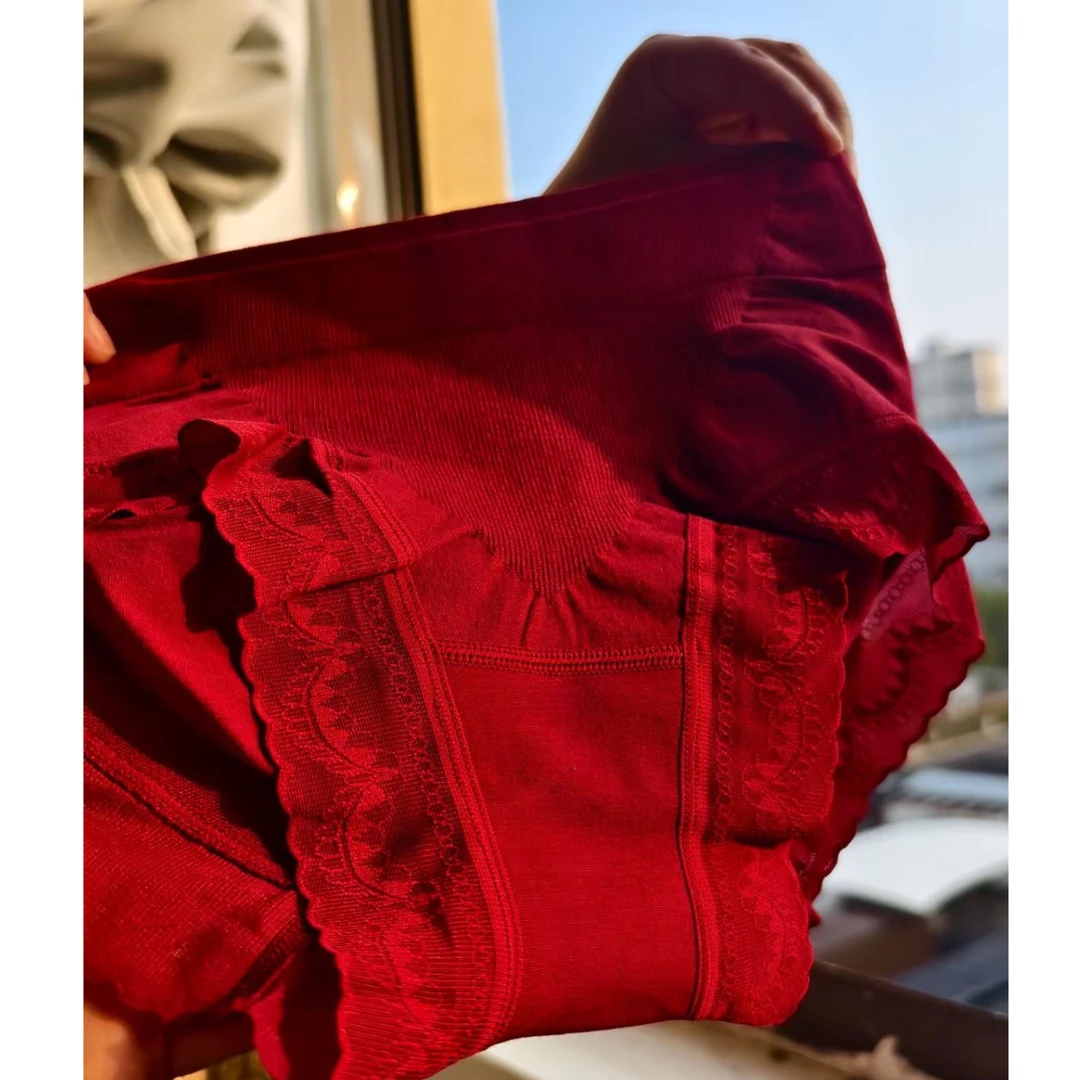 1962巨串好穿的新年红无缝内裤～舒适提臀蕾丝收腹高弹力红色女士