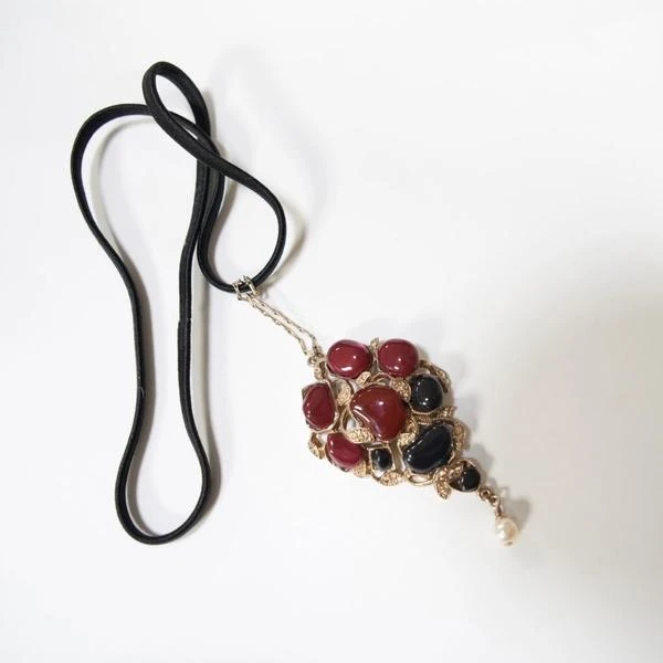 95新 Chanel/香奈儿 Chanel 孟买系列花朵吊坠头饰