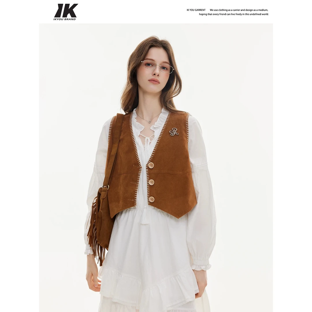 ikyou设计感小众温柔风马甲连衣裙套装v领度假蛋糕长裙8530欧