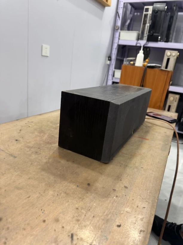 中置音箱，运费自理，不支持无理由退货