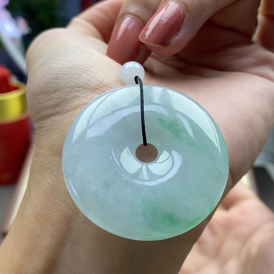 翡翠未镶嵌颈饰吊坠
