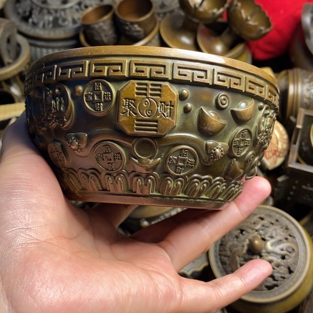 精美铜器做工精良