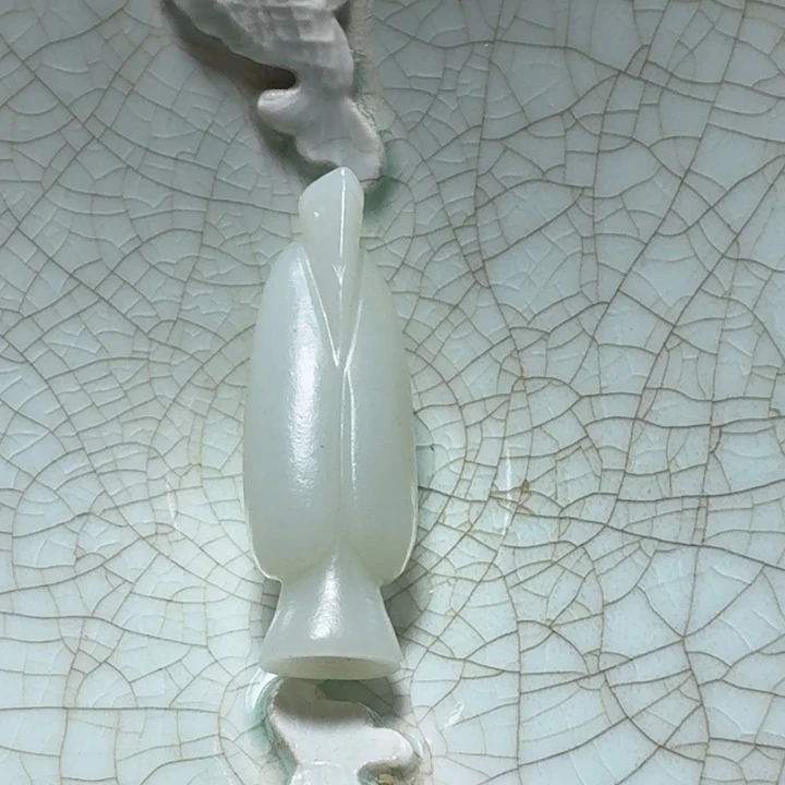 黄***山瓷片双鱼青瓷开片大碗