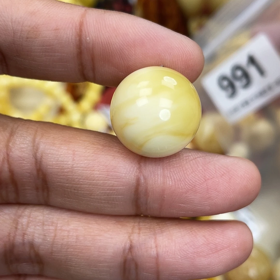 蜜蜡未镶嵌珠宝奇石小坑18.4