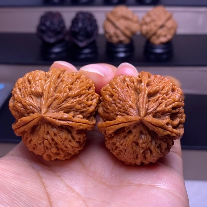 把件文玩核桃盘龙玉凤三楞16